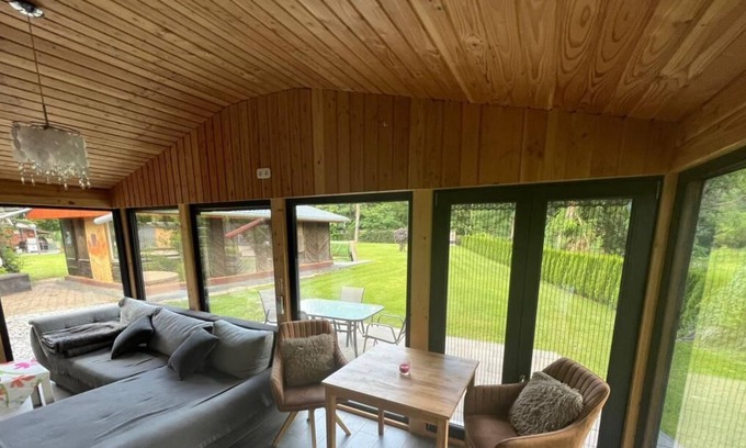 Mullrose Appartement | Bungalow No 5 Müllrose 800 meters to the lake