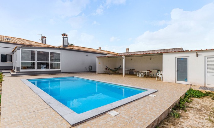 Palmela Maison | Bungalow 'Quinta Simão' avec piscine partagée, Wi-Fi et climatisation