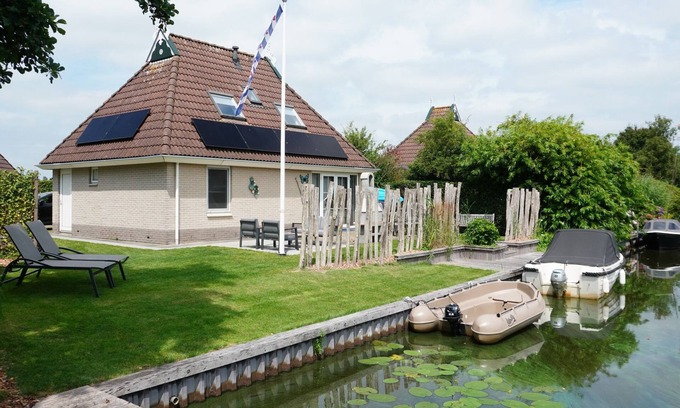 Eernewoude Maison | Bungalowpark It Wiid by Interhome