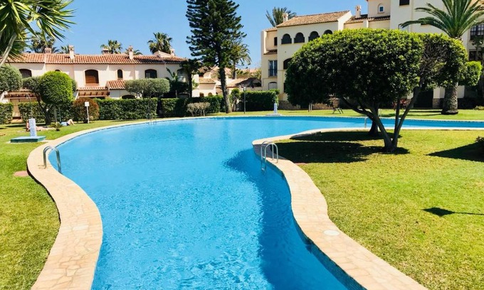 Platja de l'Arenal Appartement | Bungavilla House in La Isla