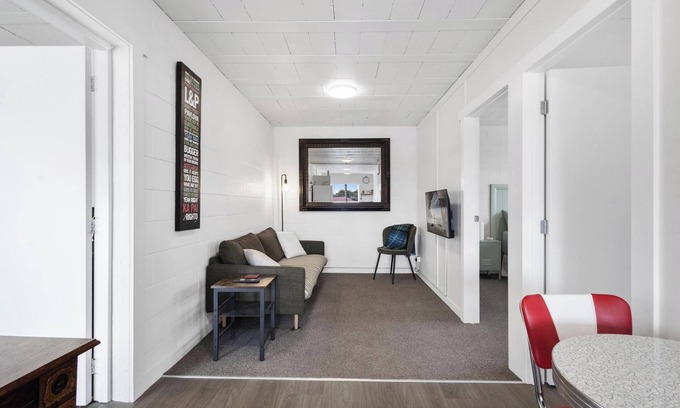 Te Awamutu Appartement | Bunker 2 "Urban meets Rustic"