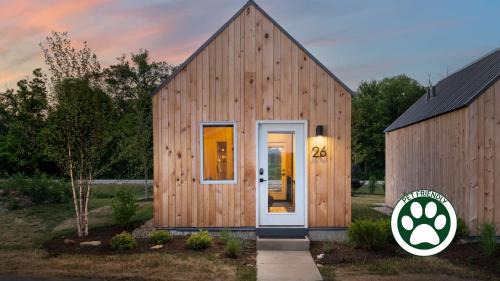 Ottawa Maison | Bunkies-The Commissioner