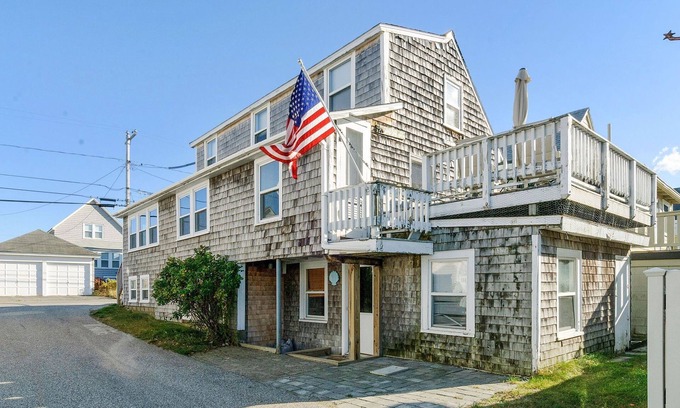Wells Beach Maison | Buoy Beach House Wells