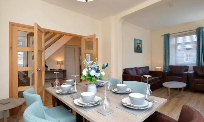 Tighnabruaich Maison | Burnside