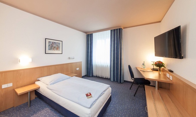Klein Gaglow Maison | Business Einzelzimmer 2 - Novum Hotel am Seegraben