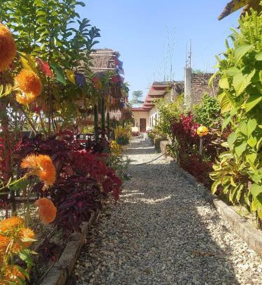 Sauraha Maison | Busy Bee Guest House