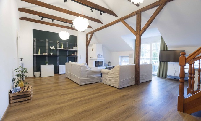 Schursdorf Hôtel | Butz