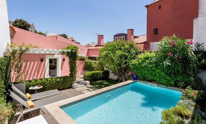 Socorro Appartement | Château | LUXE AVEC JARDIN PRIVÉ ET PISCINE