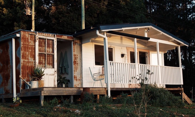 Rosebank Maison | Byron Bay Hinterland Off Grid Cabin Farm Stay