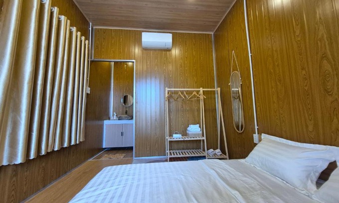 Ninh Hai Maison | Cây Trôm Homestay