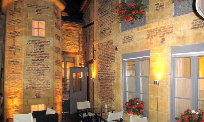 Charleville-Mezieres Maison | Côté Chambres