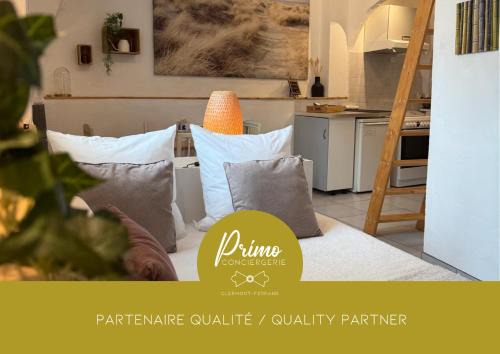 Aubiere Appartement | Côté Cour - Studio voûté by PRIM0 C0NCIERGERIE