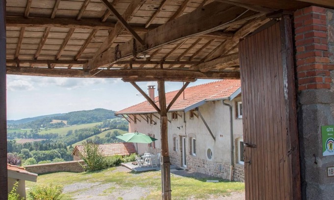 Villecheneve Maison | Majoa - Côté Cour - VILLECHENEVE