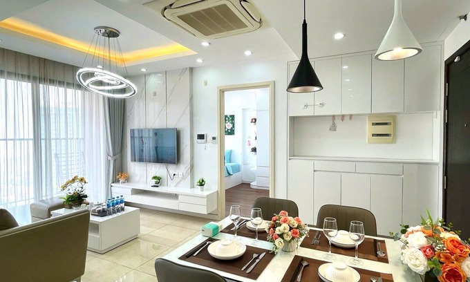 Trung Hoa Nhan Chinh Appartement | Căn hộ 2 phòng ngủ, 2 phòng tắm, tiện nghi - Vinhomes D'Capitale