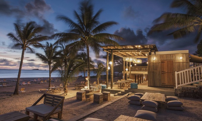 Coromandel Hôtel | C Rodrigues Mourouk