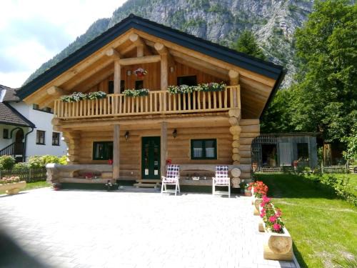 Hallstatt Maison | C.T.N. Loghouse