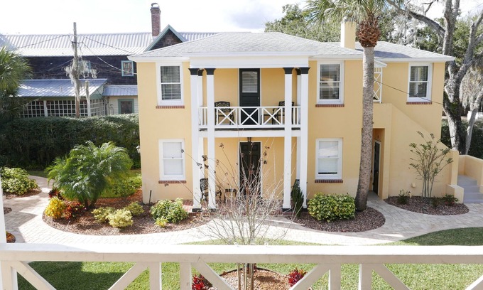 Downtown Historic District Appartement | C8 NEW LISTING Ville Adorable