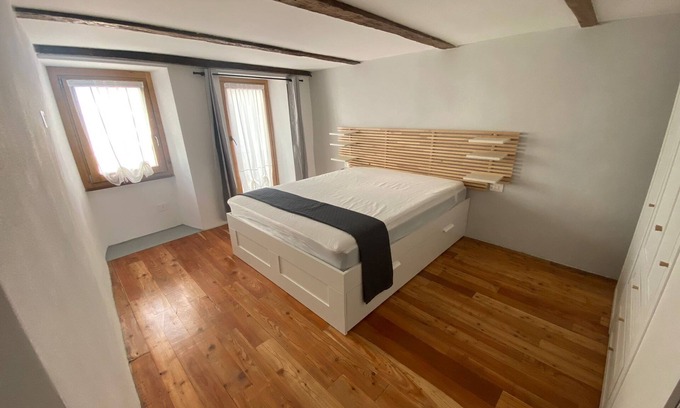 Scopello Appartement | Cá di Gin 1* floor apartment in the old town