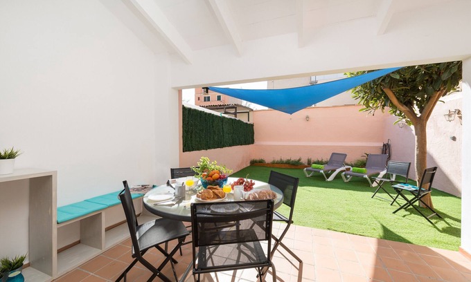 Puerto Maritimo Maison | CA NA ROSA (ES PORTITXOL) - Beautiful house in es Portitxol, boasting a great back terrace