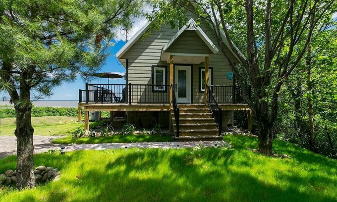 Petite-Riviere-Saint-Francois Maison | 232 · Les Immeubles Charlevoix - 232