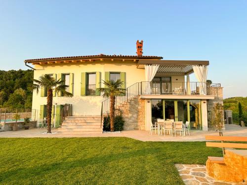 Brda Appartement | Ca' S Lorenz - A Luxury 100m2 Apartment in a Chic Vineyard Villa