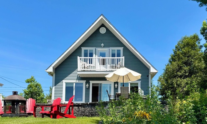 Saint-Francois-Xavier-de-Brompton Cottage | Chalet Le P'tit St-François