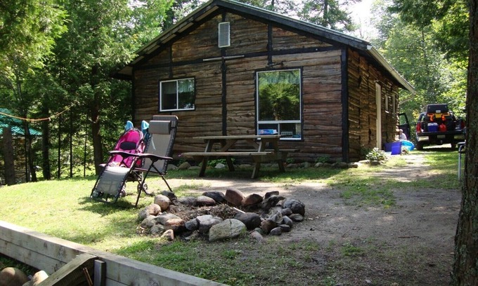 Farleys Corners Cottage | Beachview Cottage sur le lac Commanda