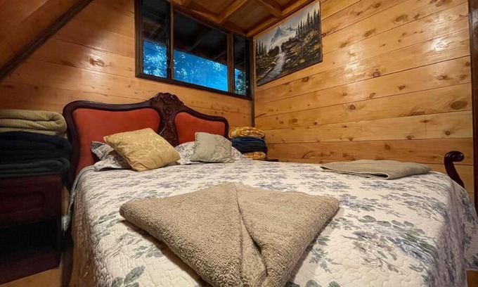 San Isidro Chalet De Ski | Cabaña de montaña La Hortensia Cerro de La Muerte De La Cañuela Cloudforest