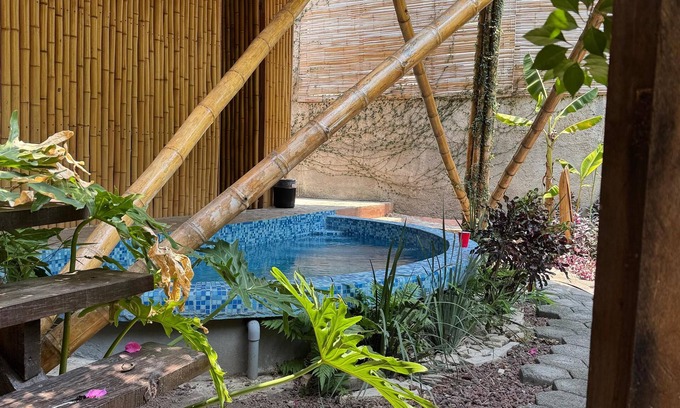 Jalcomulco Cabine | Cabaña El Zapotal in Jalcomulco, Veracruz, 2 minutes from downtown! Pet friendly