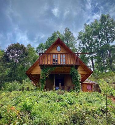 San Jose del Pacifico Chalet De Ski | Cabaña en el bosque y cerca al río Starlink