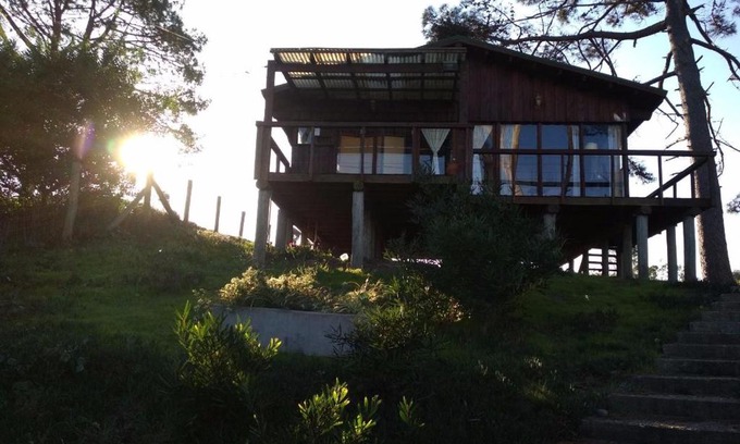 Pinamar Maison | Cabaña en la playa. ventanales y terraza al mar