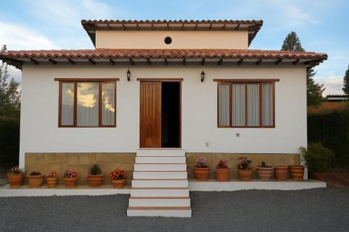 Villa de Leyva Maison | Cabaña familiar con 4 dormitorios y baños privados