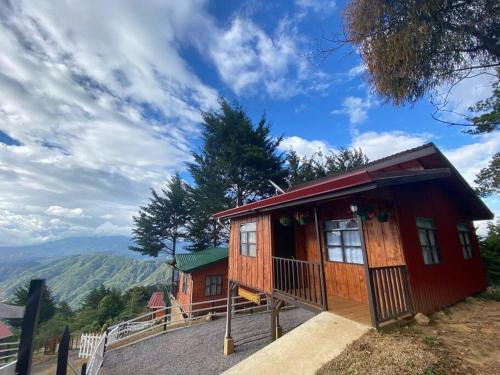 Canton Leon Cortes Castro Chalet De Ski | Cabaña Mariposa Cometa – Living IN THE clouds!