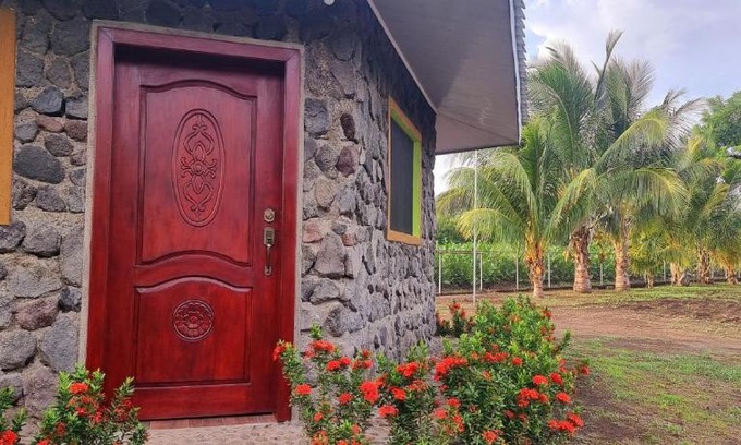 Ometepe Island Cabine | Cabañas Manantial