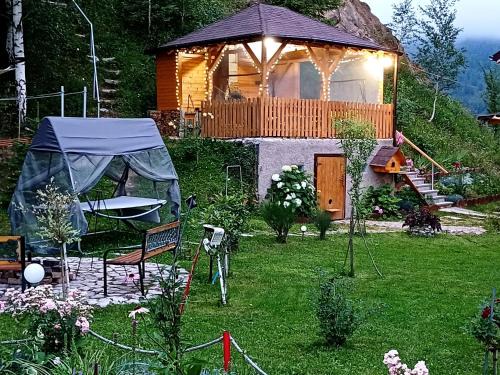 Maguri-Racatau Maison | Cabana Ana