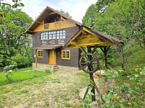 Bezdead Maison | Cabana din Tei, 5 Camere si Semineu, Costisata, Dambovita