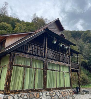 Posaga de Jos Cabine | Cabana Monte Crai