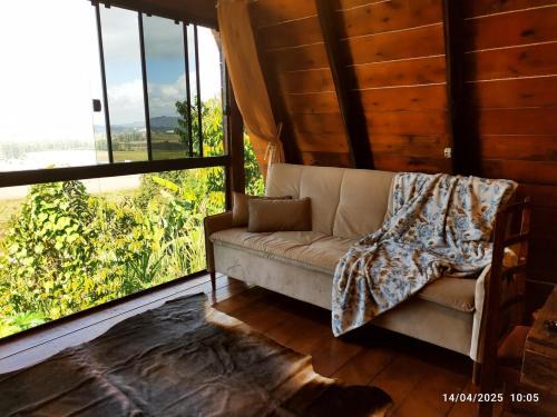 Encantado Maison | Cabana na rota do Cristo Protetor
