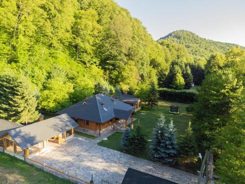 Varciorog Maison | Cabana Valea Râului Vârciorog