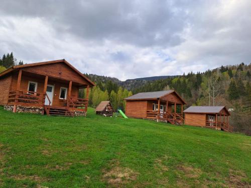 Voslabeni Cabine | Cabane Areama Neagra