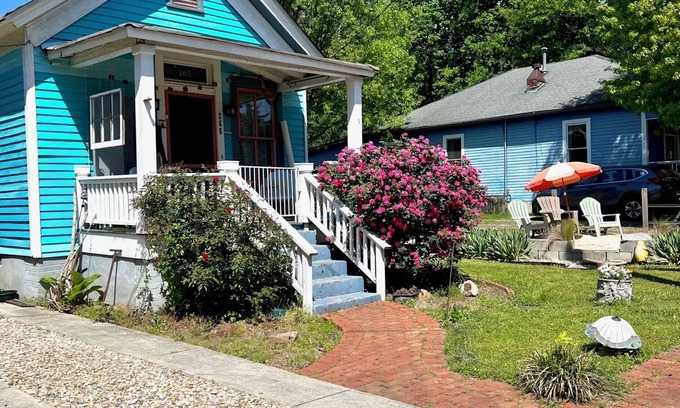 East Side Maison | Cabbagetown Charmer, Walk to so much in Atlanta
