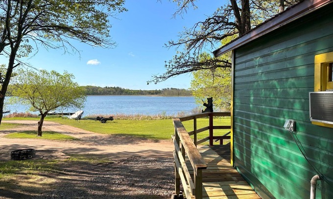 Nevis Cabine | Cabin 5 at Green Valley Resort on Seventh Crow Wing