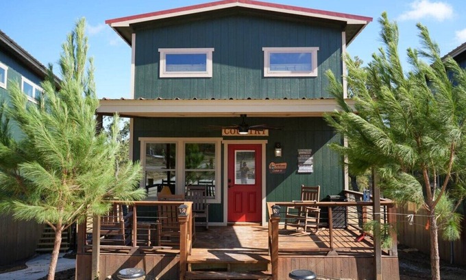 Bridgeport Cabine | Lake Bridgeport, Modern, Hot Tub, FirePit, Sauna