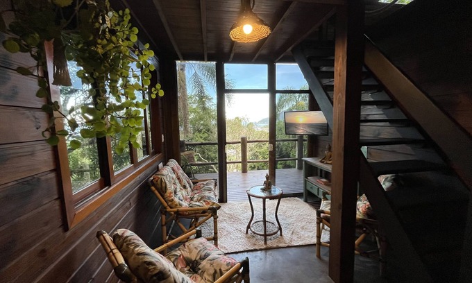 Armacao Cabine | Cabin at Armação beach - Florianópolis, sea view, sunrise 🌅🏡