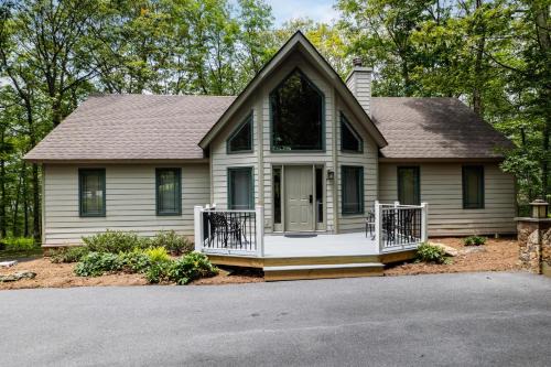 Nellysford Maison | Cabin Blue Ridge with Wintergreen Advantage