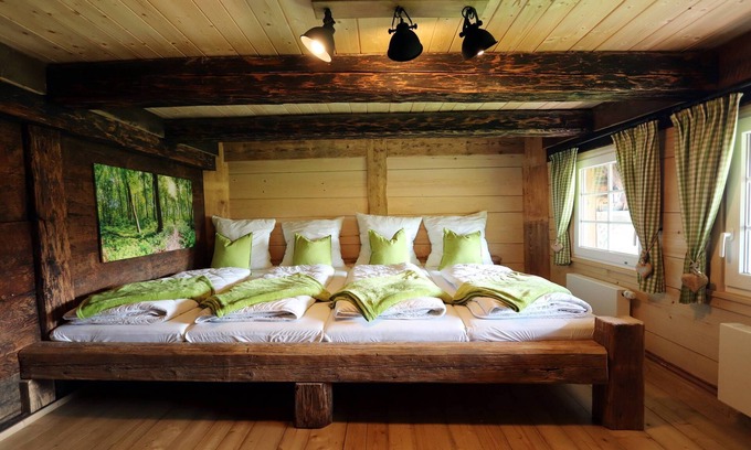Breitnau Cabine | Cabine 'Ferienhütte Biobetrieb Lippenhof' avec terrasse privée et balcon