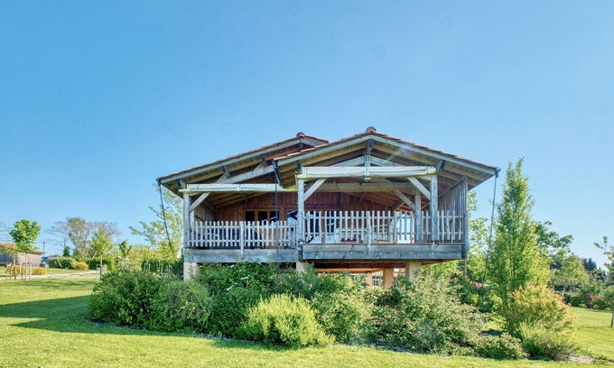 Monbazillac Cabine | Cabane 'Malfourat' avec piscine partagée, Wi-Fi et climatisation