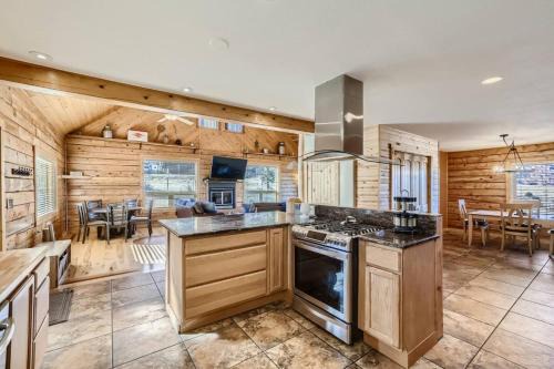 Morrison Maison | Cabin Near Red Rocks And Golden And Morrison And Mt Falcon And Denver
