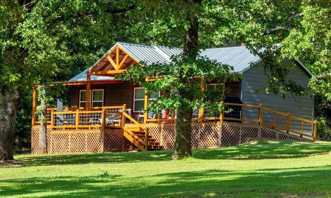 Quitman Cabine | CABIN ON DOGWOOD POND: Spiritual Retreat & Country Resort for Rest & Restoration