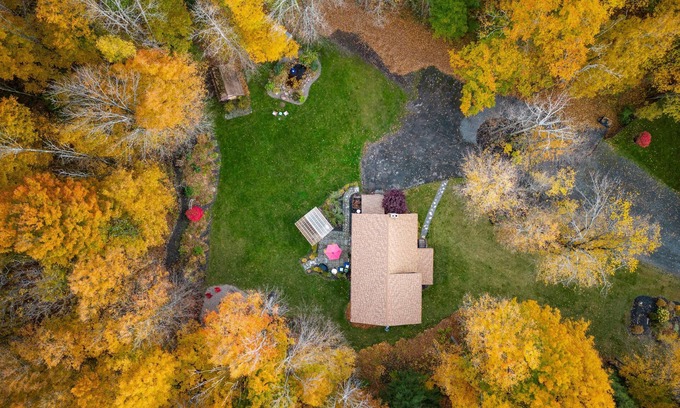 Warren Cabine | Cabin rental with Hot Tub, Fire Pit, mini fountain pond, hammocks, corn hole.